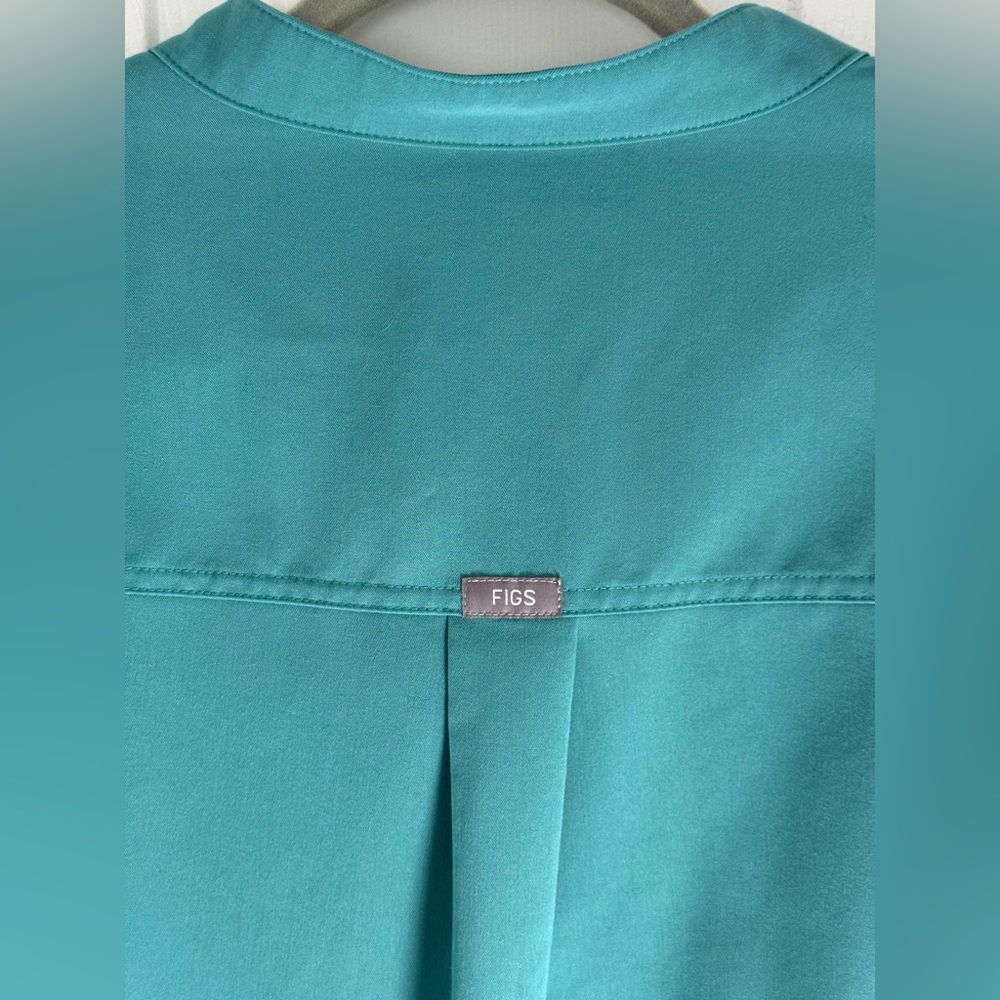Figs Rafaela 4XL Oversized Scrub Top - Picture 7 of 7